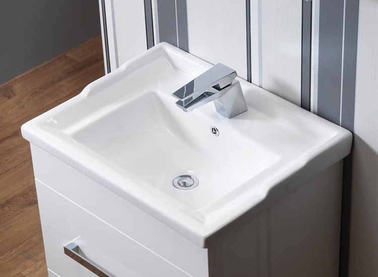 Monica 600mm Base Unit & Nostalgic Basin